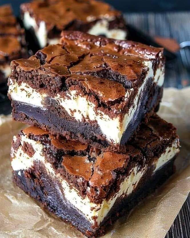 Cheesecake Brownies: The Perfect No-Bake Treat for Gatherings