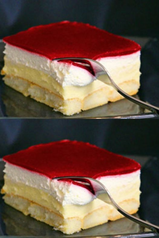 Slices of raspberry pudding cream (no-bake cake)