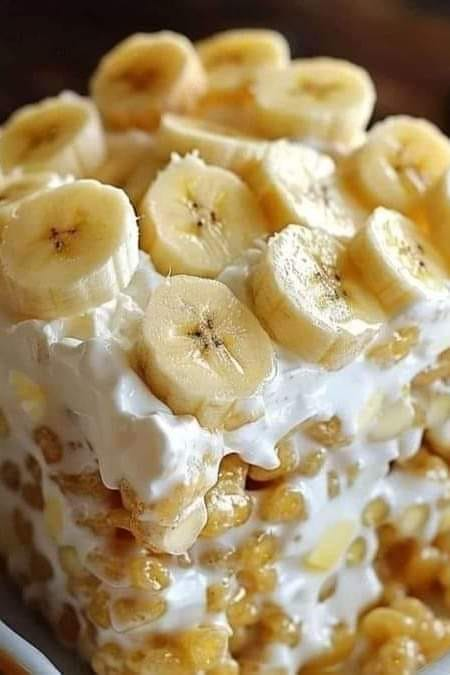 Ultimate Banana Pudding Rice Krispie Treats.